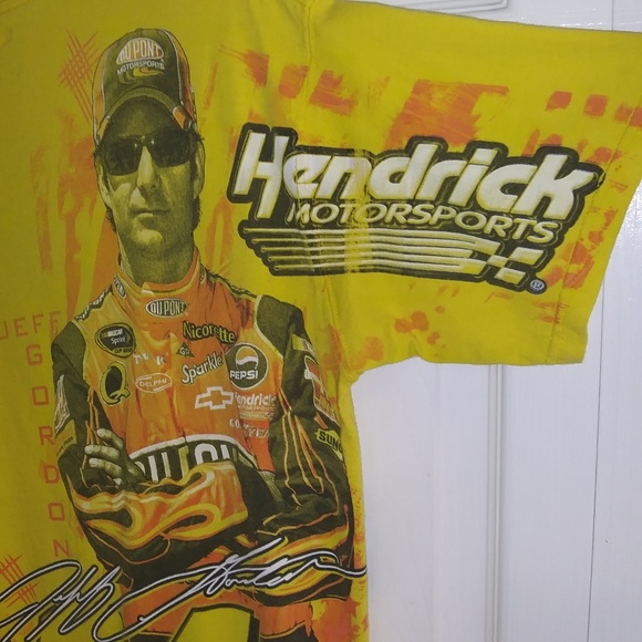 Jeff Gordan 24 Hendrick Motorsports Race Car Yellow T-Shirt, Double Sided - Picture 8 of 16